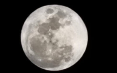 LA LUNA DE MI PUEBLO